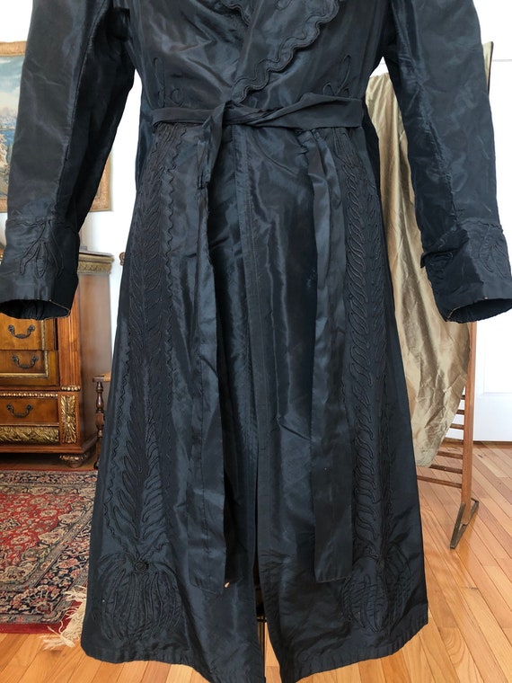 1870s Victorian Black Taffeta Coat, embroidered a… - image 6