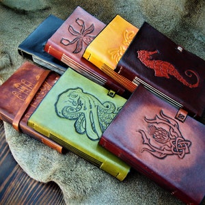 lederen dagboek, A6 reisdagboek, aangepast leerdagboek, zeepaarddagboek, octopusdagboek, mandragoradagboek, handlijnkundedagboek,