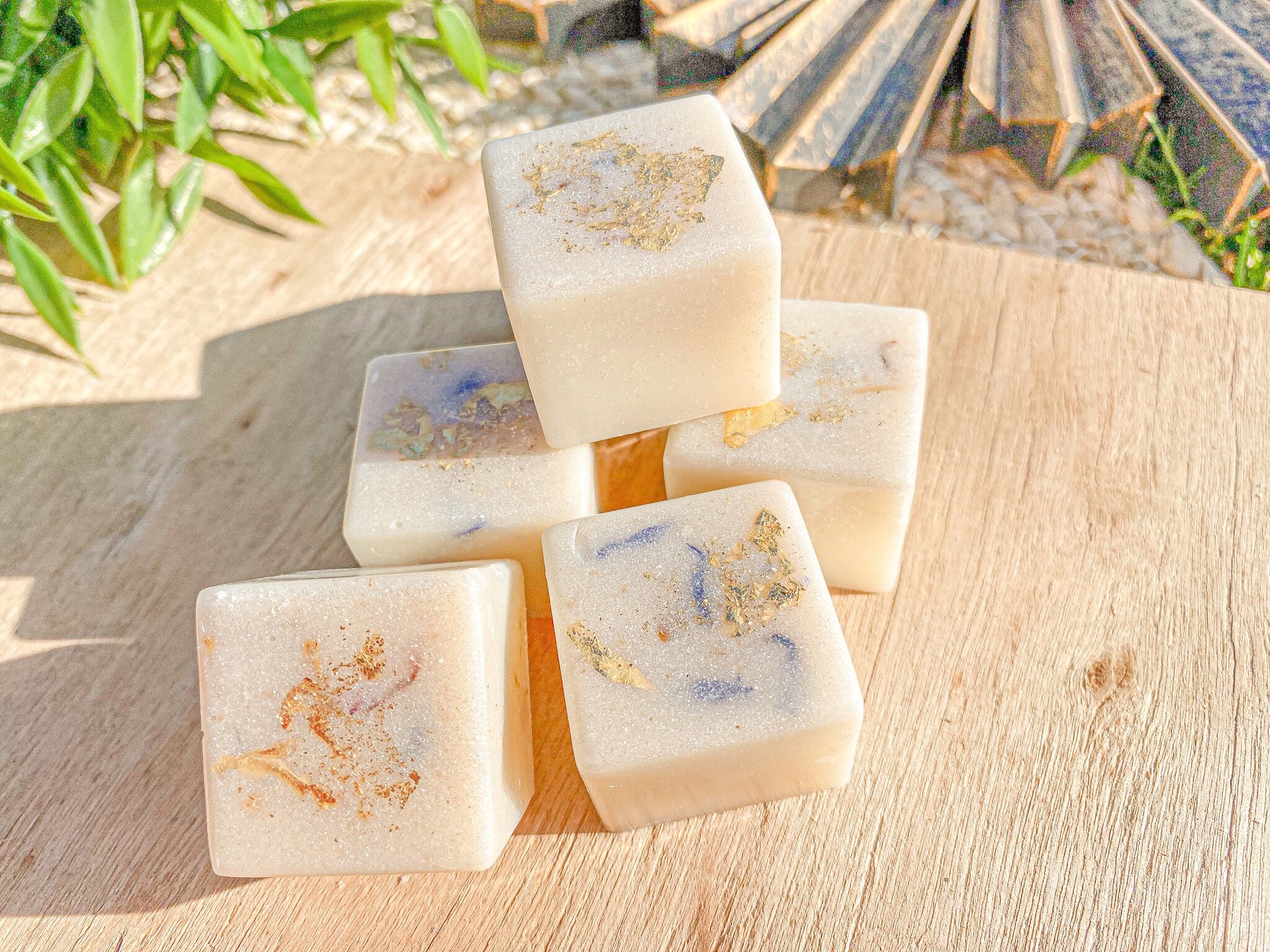 Luxury Gold leaf Wax Melts x 6 in gold Tin in any fragrance Etsy