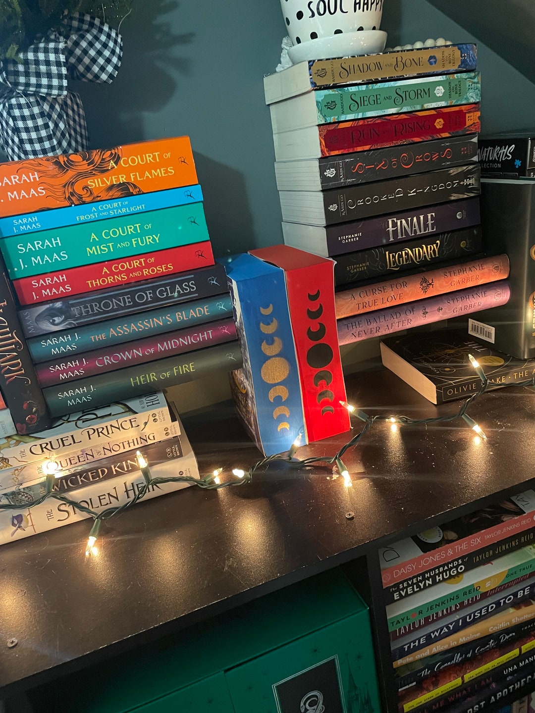 Custom Sprayed Edges, Crescent City, Special Edition Book Etsy
