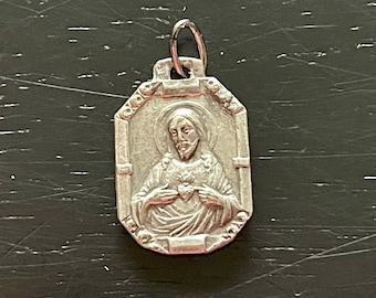 Vintage Art Deco Sacred Heart Jesus Medal: Silver Religious Pendant