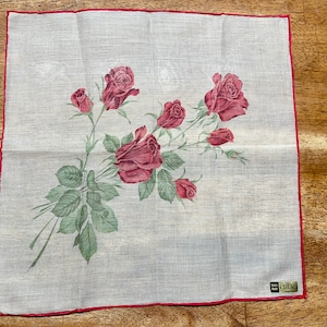 Vintage Red Rose Handkerchief, Alba Handkerchief, White and Pink Hankie, Quilt Square, Quilt Square, Floral Linen, Flower Hankie, Swiss Made