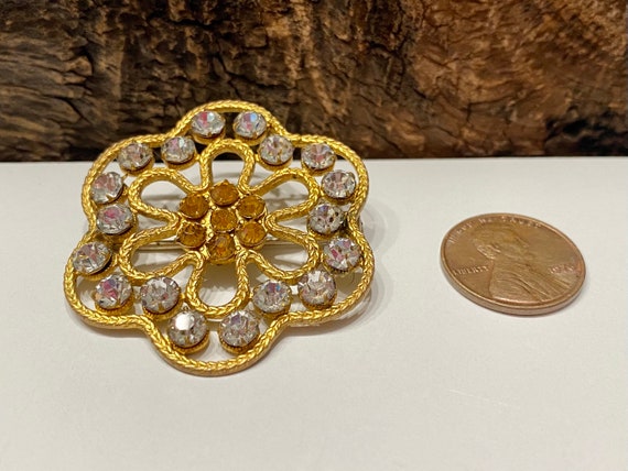 Vintage Gold Floral Brooch, Gold and Clear Rhines… - image 9