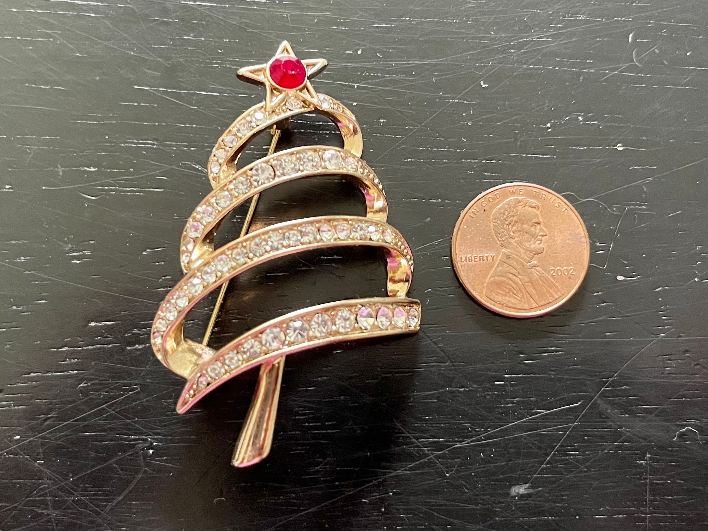 Vintage Christmas Tree Brooch: Gold Tone Rhinestone Holiday Pin - Etsy New  Zealand