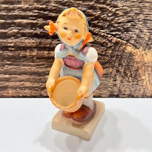 Vintage 1980s 'Little Helper' Hummel Figurine, 73 Hummel, Vintage Hummel Statue, Collectible Girl Figurine, Girl with Basket Figurine