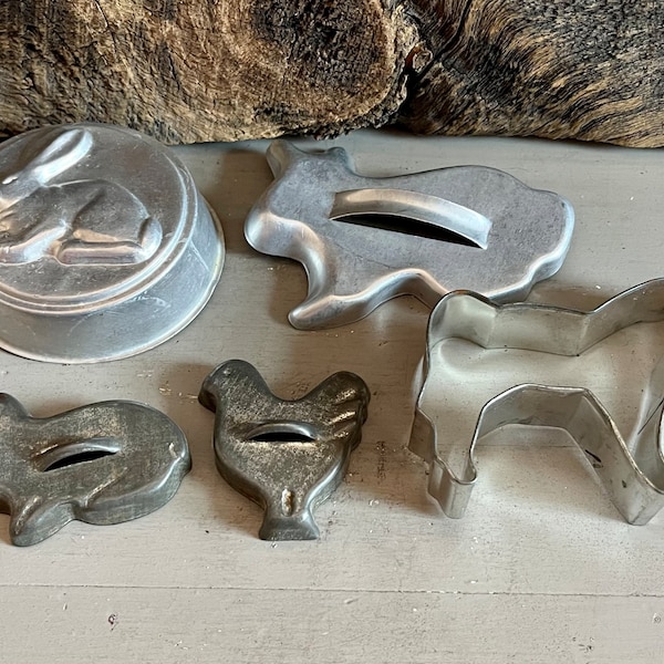 Vintage Set of Cookie Cutters, Farm Animal Cookie Cutters, Rabbit, Chicken and Horse Cookie Cutter, Vintage Kitchenware, Vintage Cutter