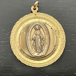 Vintage 1830 Miraculous Mary Medal, Gold Tone 1830 Miraculous Medal, Vintage Catholic Medal, Virgin Mary Pendant, Catholic Charm, Germany