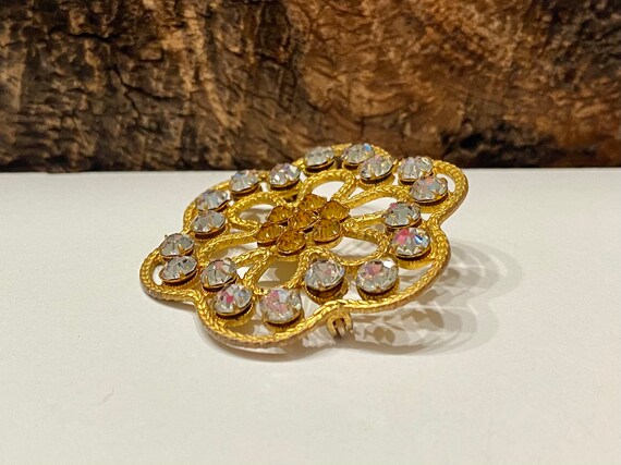 Vintage Gold Floral Brooch, Gold and Clear Rhines… - image 3