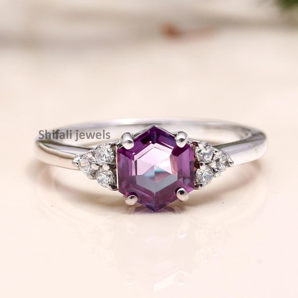 Alexandrite Ring in 925 Silver / Hexagon Shape Alexandrite Ring, Minimalist Ring , June Birthstone Ring, Promise Ring,Gift for her