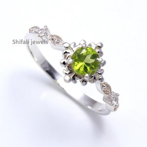 Dainty Peridot Ring: 925 Silver August Birthstone Ring, Unique engagement Ring, Handmade Ring, Promise Ring, proposal Ring, Gift for her