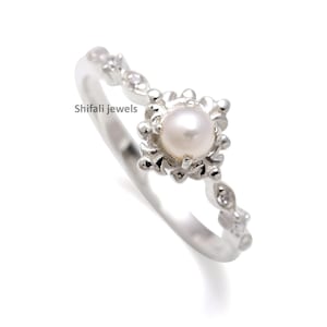 Sterling Silver FreshWater Pearl Ring for Women , Dainty Pearl Ring ,June Birthstone Ring,  Minimalist Pearl Ring , Personalized gift .