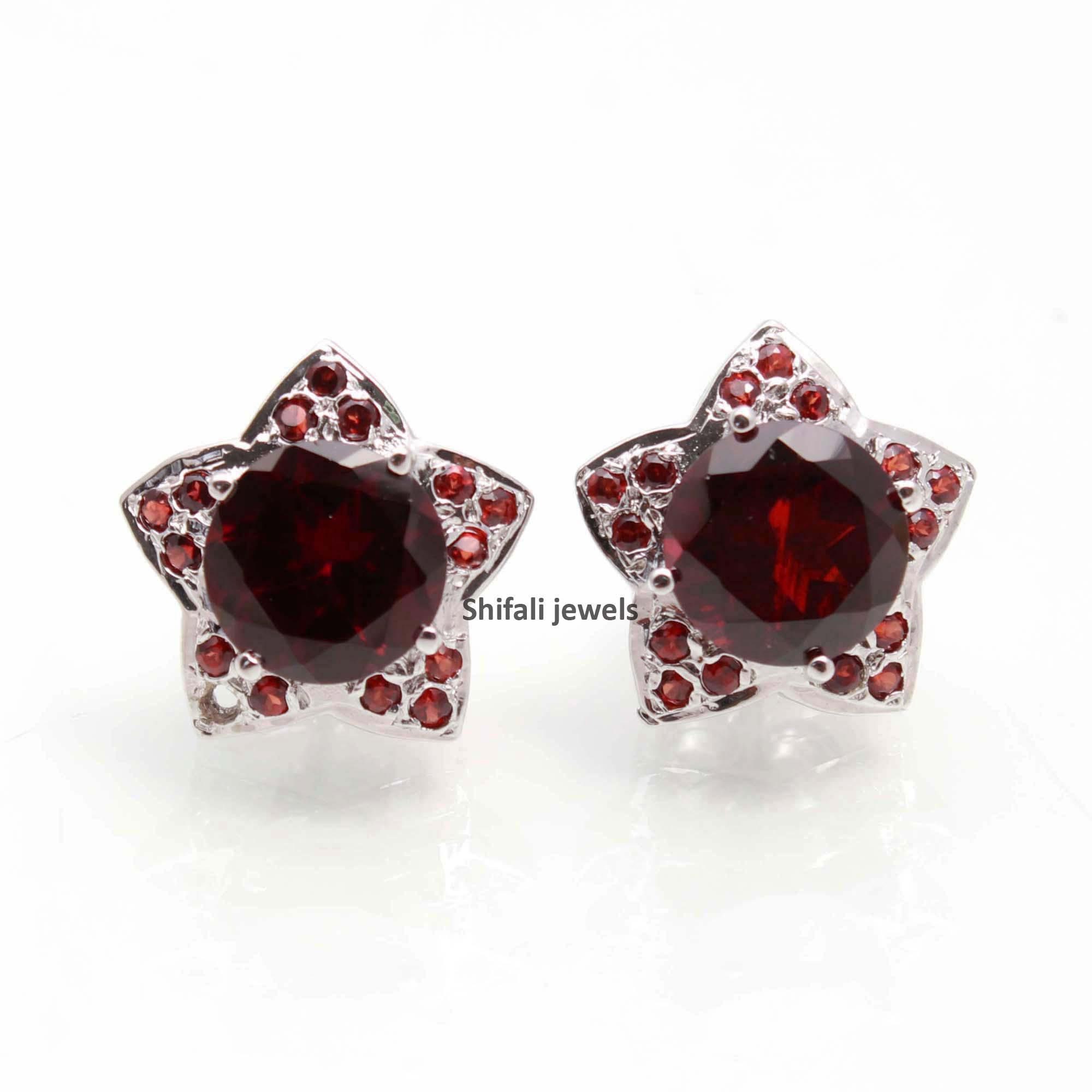 Boucles D'oreilles Pendantes En Argent 925 Avec Grenat Ovale Et Motif Fleur - Fermoir à Charnière - Neuf