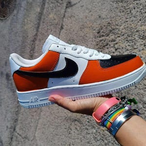 Air Force 1 Custom White Shoes Halloween Orange & Black Two Tone Retro Sneaker Painted Sneakers Mens Womens Kid Baby All Sizes Made to Order