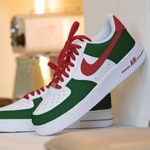 Air Force 1 Custom White Shoes Green Red White Shoes "Xmas Christmas Holiday" Painted Sneakers Mens Womens Kids Baby All Sizes Made to Order
