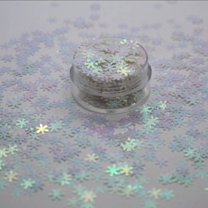 Holographic Snowflake Shape Glitter - Snowflake Glitter - Snow Glitter - Christmas Glitter - Polyester Glitter - Let it Snow