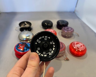 Lot of 10 Assorted Yo-Yo's — Classic YoYo, Yomega, Metal Tech, Jaru, Moose's Original Yo-Yo