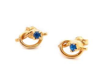 18K Gold and Blue Sapphire Knot Stud Earrings