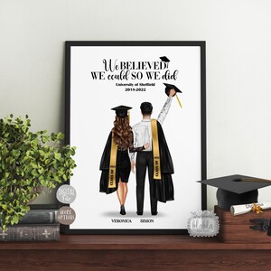 Benutzerdefinierte personalisierte Abschlussgeschenk, paar Poster, Einzigartige College Geschenk, Schule Universität Geschenk, Andenken, Klasse von 2022, digitale Datei