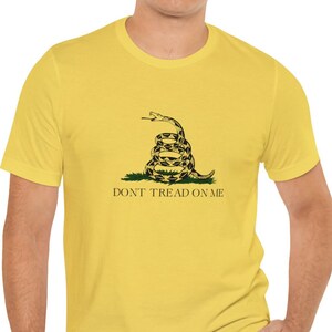 Gadsden Flag Shirt - Don&#39;t Tread On Me - Unisex Jersey Short Sleeve Tee
