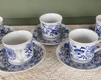 Blue Onion Zwiebelmuster Bohemia Teacup + Dish Sets