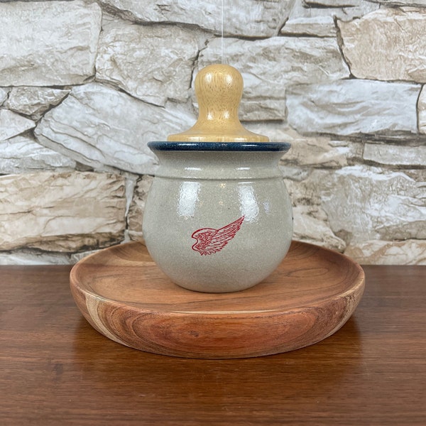 Vintage~Red Wing Stoneware Co.~5.5" Tall Stoneware SAUCE POT with Basting/Pastry BRUSH Set Collectible Salt-Glaze Kitchen/Grill Cookware