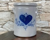 Vintage ROCKDALE UNION STONEWARE 7 quot Tall Decorative Tall Crock w Heart Flower Design Salt-Glaze Collectible Pottery Home Kitchen Storage