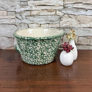 Workshops of Gerald Henn Pottery Vintage 2-Qt. Stoneware BATTER/MIXING BOWL with Green Spongeware Pattern Farmhouse Home Kitchen Bakeware