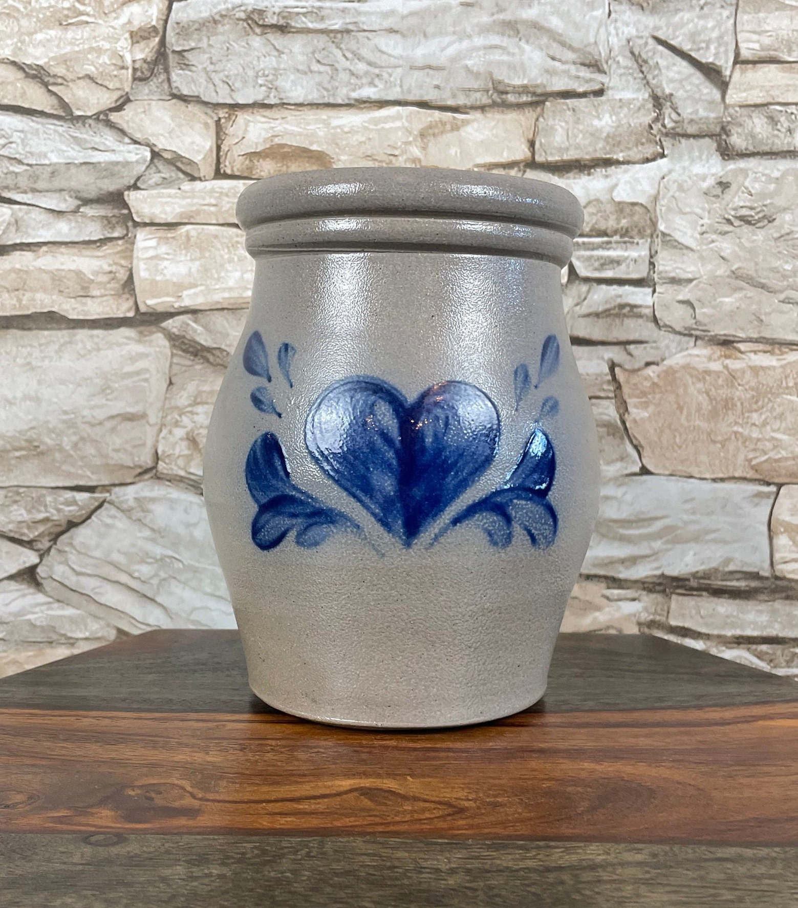 Teaberry Stoneware Crock