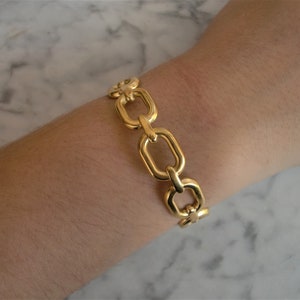 Louis Vuitton Louisette Bracelet - Brass Charm, Bracelets - LOU690389