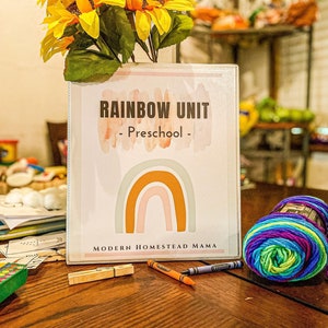 Unità prescolare Arcobaleno / Curriculum e quaderno di esercizi per la scuola dell'infanzia, ispirati a Montessori e Waldorf, basati sul gioco, delicati, eclettici e secolari