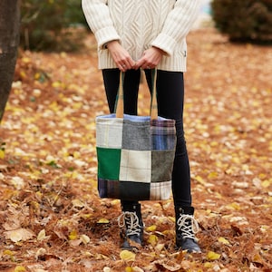 Sac fourre-tout en tweed irlandais / lin du Donegal - écusson - fabriqué à la main - taille moyenne - unique en son genre