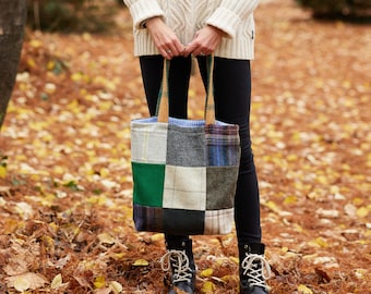 Bolso de mano de lino y tweed irlandés de Donegal, con parche, hecho a mano, tamaño mediano, pieza única