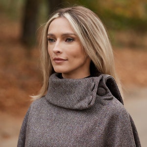 Irish - Donegal Tweed Cape / Poncho - Brown Fleck Herringbone   - Ireland - Handcrafted - Ladies - One Size - Long