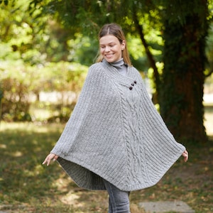 Irish - Traditional Pure Wool  Aran Poncho -  Grey Heather  - Ireland - Handcrafted - Ladies - One Size