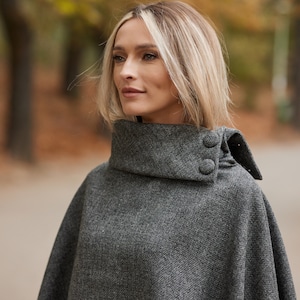 Irish - Donegal Tweed Cape / Poncho - Grey Donegal  - Ireland - Handcrafted - Ladies - One Size - Long