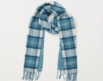 Iers - 100% superzachte lamswollen stola - Aqua / Turquoise Plaid - Handgemaakt - Ierland - One Size - Unisex