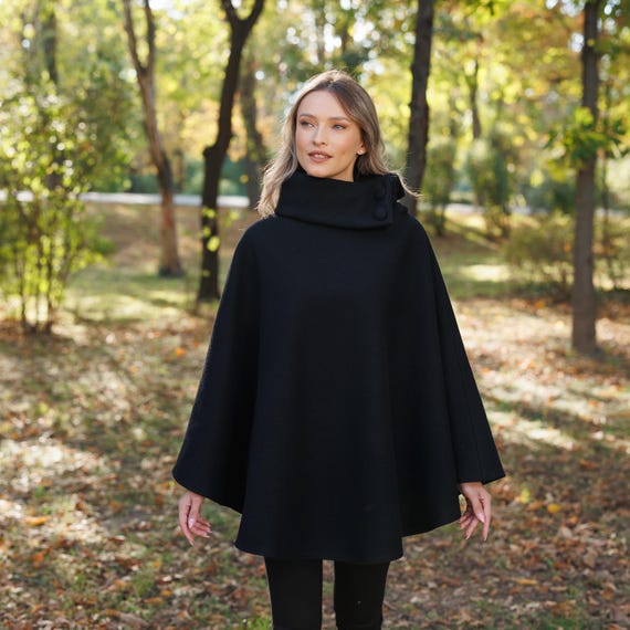 Irish - Donegal Tweed Cape / Poncho - Black Melton - Ireland Irish - Donegal Tweed Cape / Poncho - Black Melton - Ireland
