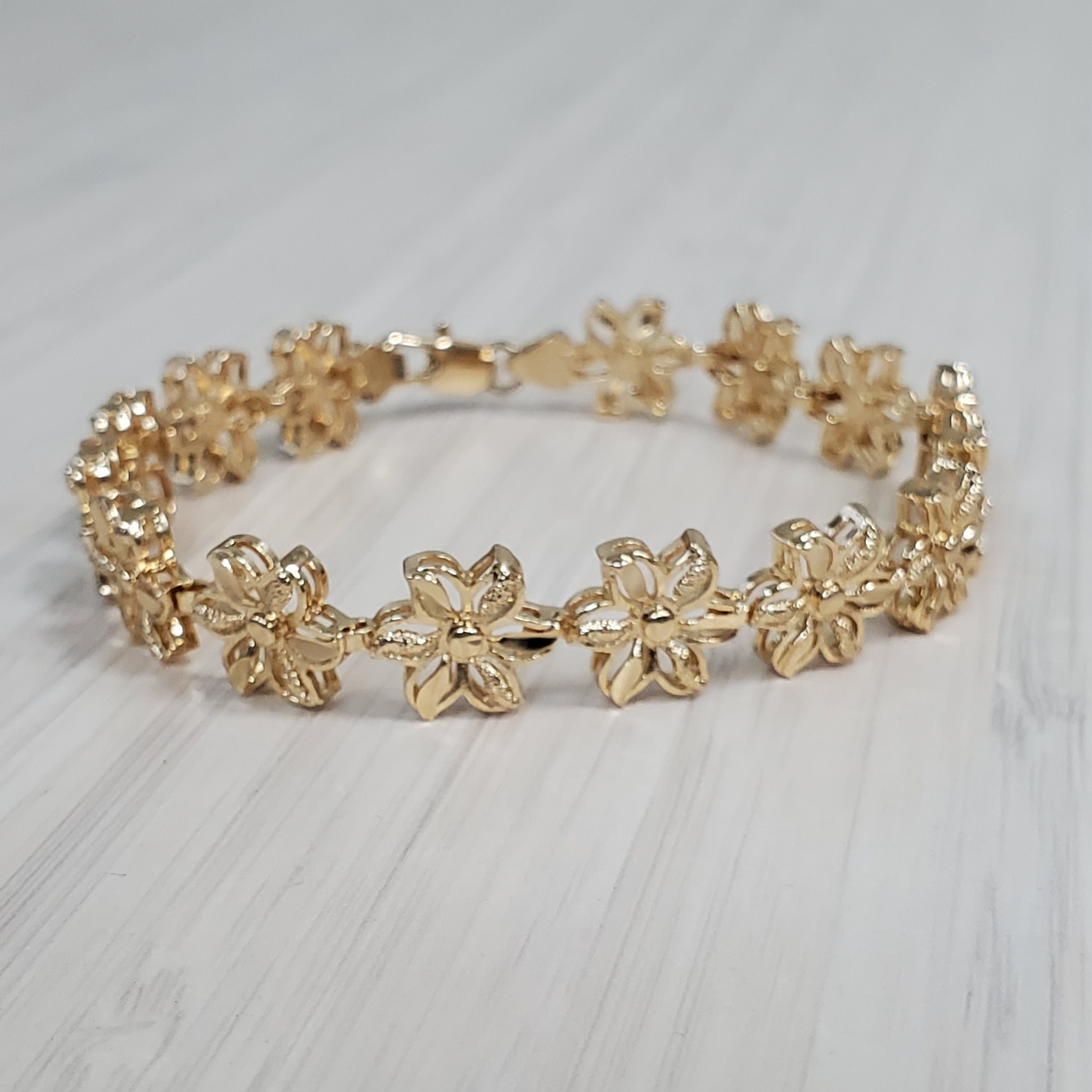 14K Tri-Color Gold, Beverly Hills Gold 7 inch Flower Bracelet. 5.0g | eBay