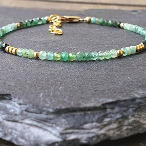Zierliches 2 mm Smaragd Armband, echtes Edelstein Armband, Sterling Silber, Gold, Perlen, Mai Geburtsstein, Geburtstagsgeschenk, Geschenk für Frauen