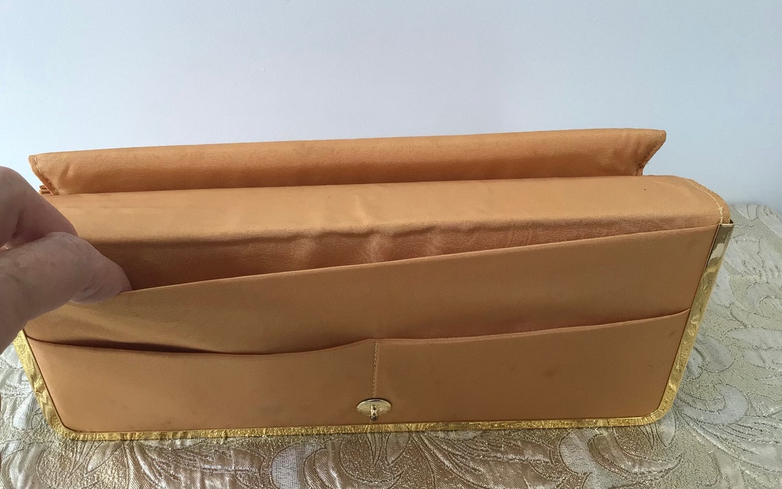 vintage glomesh clutch