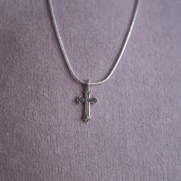 Gothic Cross Silver necklace with pendant, grunge cross necklace. Snake chain, cool goth necklace