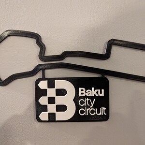 Baku City Circuit-baankaart met naamplaatje
