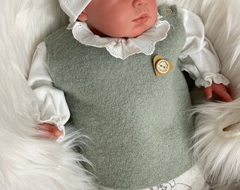 Cough vests, sweaters for babies and toddlers made of wool, individually according to your wishes