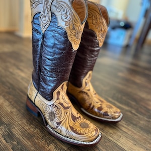 Sunflower tooled square toe cowboy boots