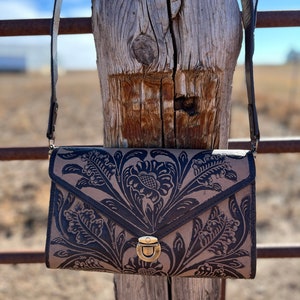 Leather tooled envelope purse