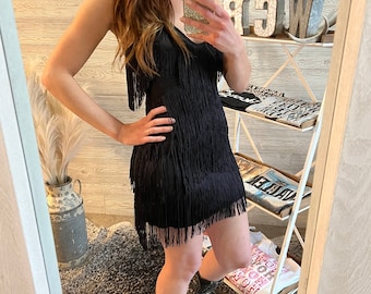Vestido con flecos