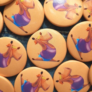 Yoga Piggy Button - yellow