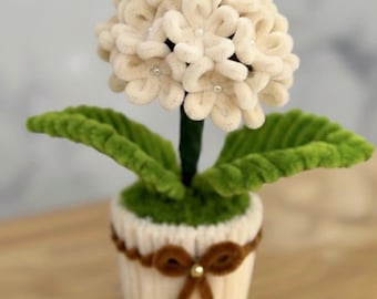 Pipe cleaner flowers  hydrangea on the vase bouquet home decor gifts handmade flowers