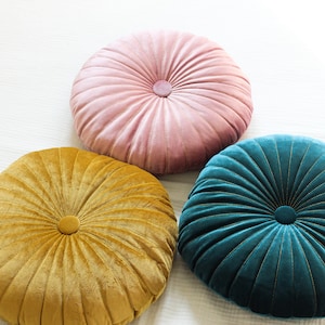 Vintage Boho Round Pintuck Decorative Cushion Circle Pillow