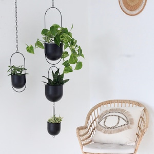 Tiered Hanging Minimalist Matte Black Metal Oval Hanging Planter